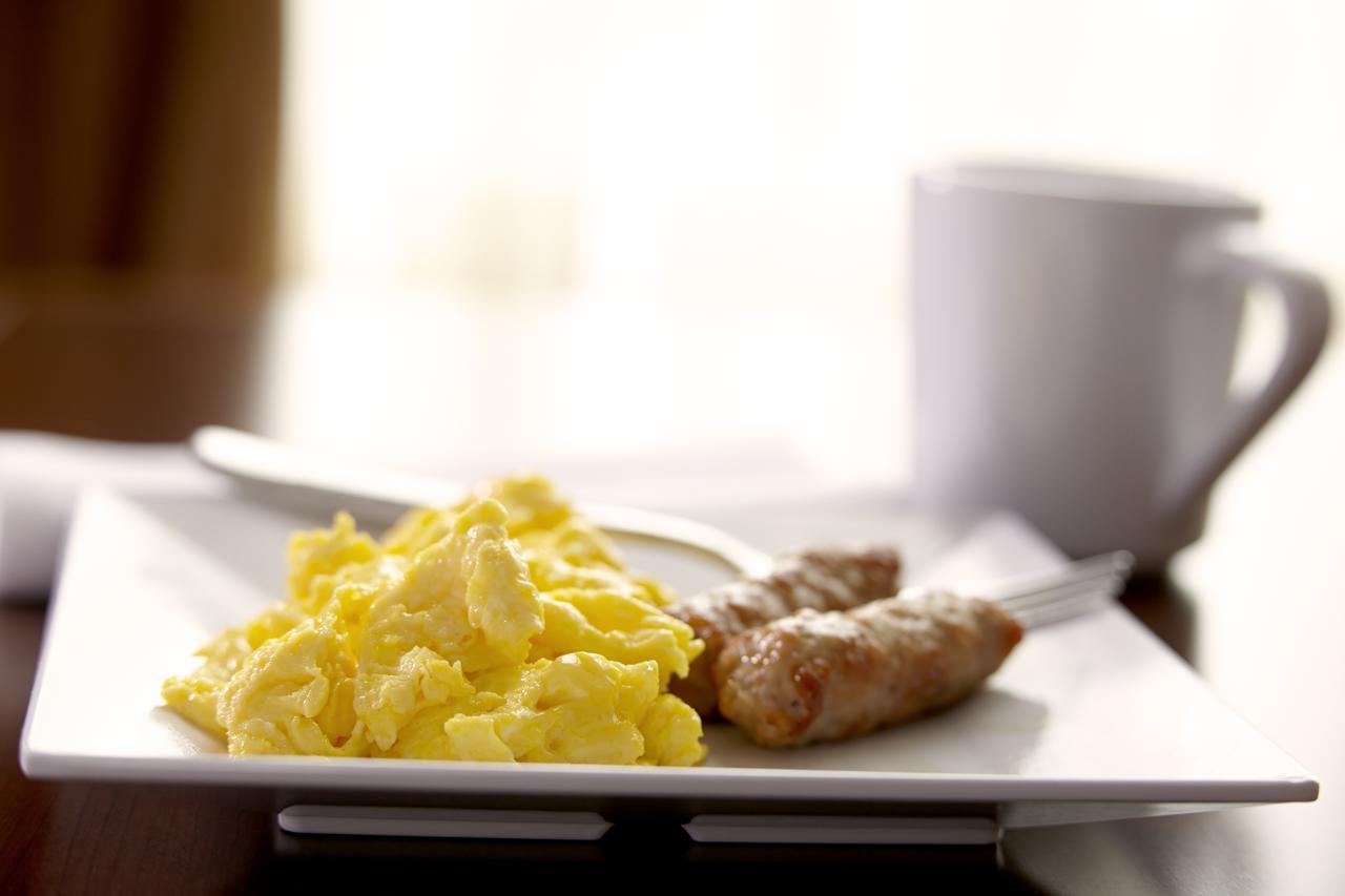 Hyatt Place Warwick/Providence Airport Bagian luar foto