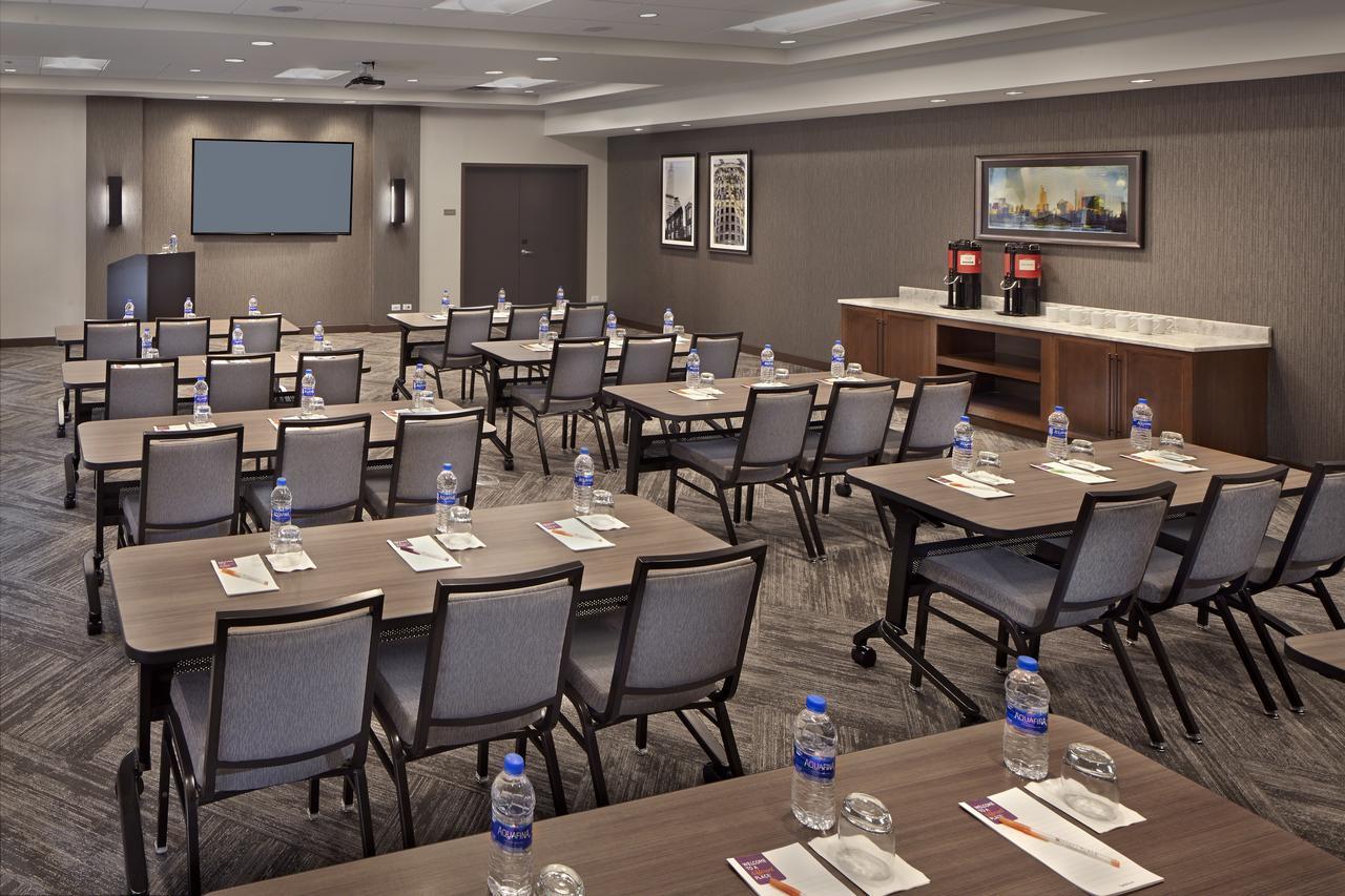 Hyatt Place Warwick/Providence Airport Bagian luar foto
