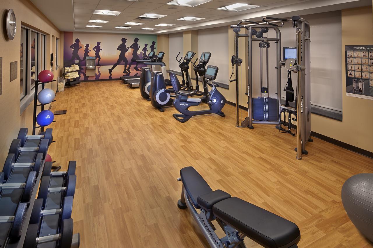 Hyatt Place Warwick/Providence Airport Bagian luar foto