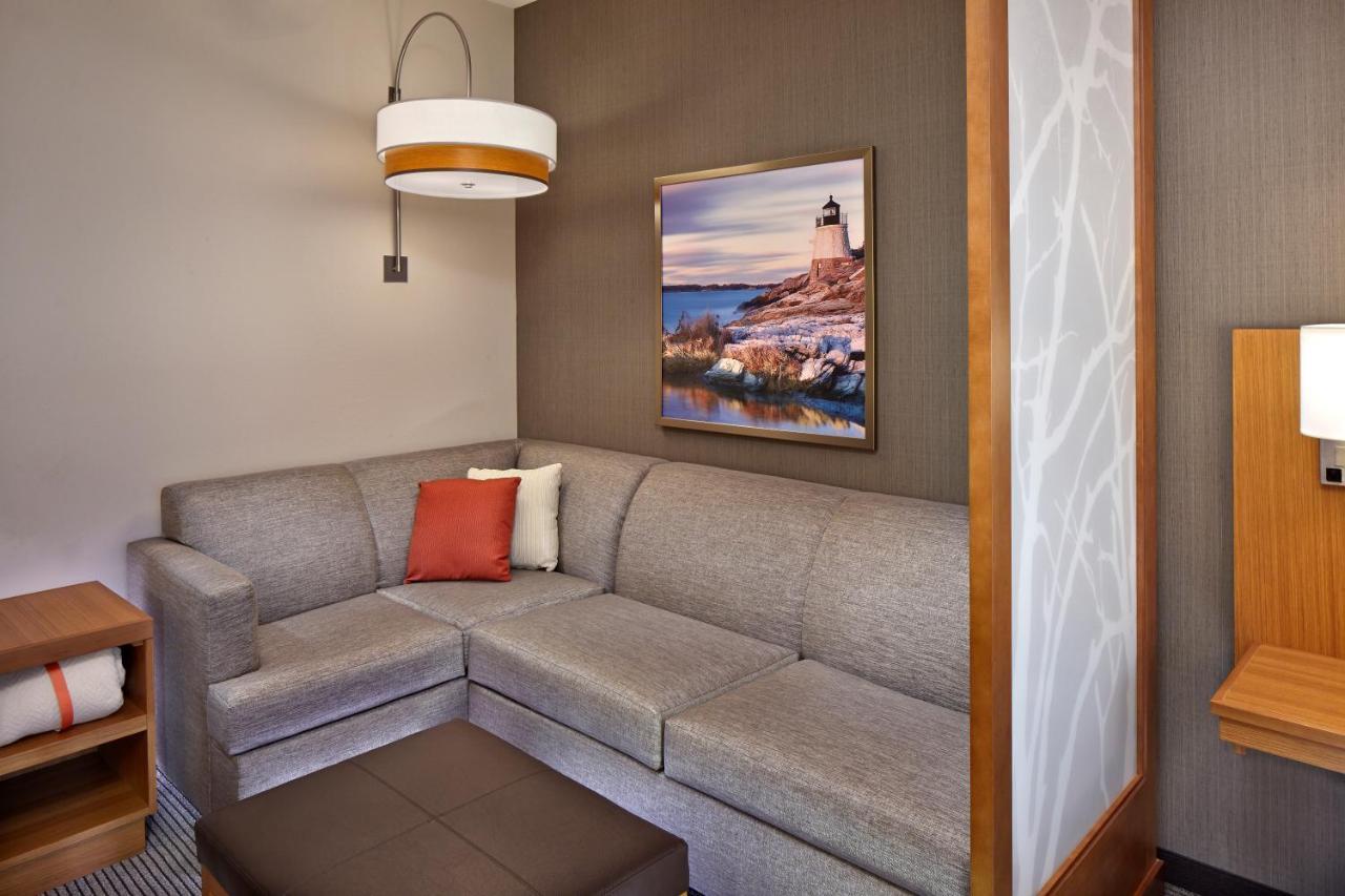 Hyatt Place Warwick/Providence Airport Bagian luar foto