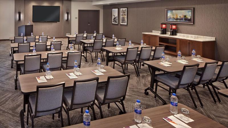 Hyatt Place Warwick/Providence Airport Bagian luar foto